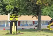 Photograph of Budget Inn, Warrensburg