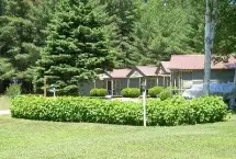 Photograph of Pine Tree Motel, Chestertown