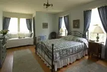 Photograph of Yellow House B&B, East Branch