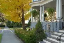 Photograph of Circular Manor, Saratoga Springs