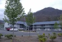 Photograph of Four Seasons Inn On Jonathan Creek, Maggie Valley