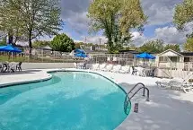 Photograph of Motel 6,