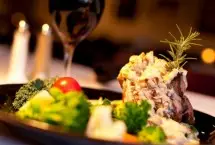 Photograph of Beefeaters, Southern Pines