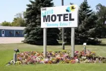 Photograph of Davis Motel, Devils Lake