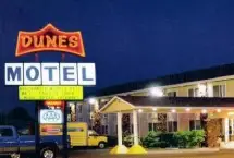 Photograph of Dunes Motel, Hillsboro