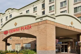 Photograph of Crowne Plaza, Anchorage