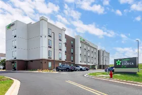 Photograph of Extended Stay America Suites, Madison