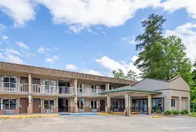 Photograph of Super 8, Gadsden