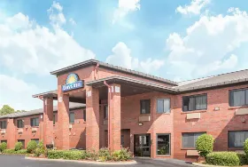 Photograph of Days Inn, Phenix City
