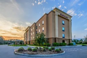 Photograph of Hampton Inn Foley, Foley