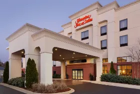 Photograph of Hampton Inn And Suites,