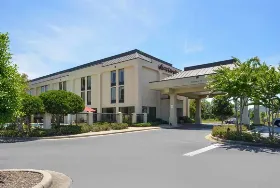 Photograph of Hampton Inn, Gadsden