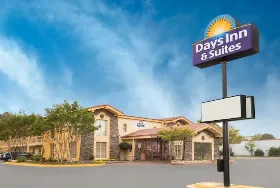 Photograph of Days Inn,