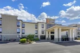 Photograph of Comfort Inn & Suites, Lincoln