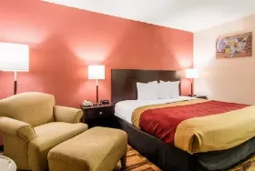 Photograph of Econo Lodge, Madison