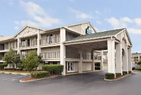 Photograph of Days Inn, Mobile