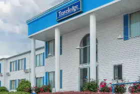 Photograph of Travelodge, Pelham