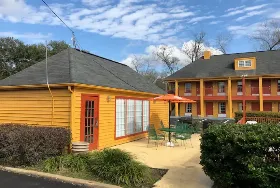 Photograph of Quality Inn, 