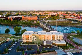 Photograph of Courtyard, Phenix City