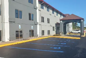 Photograph of Red Roof Inn, Huntsville