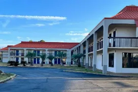Photograph of Motel 6 [1727467142], Montgomery