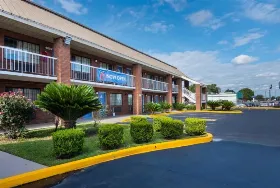 Photograph of Motel 6, Montgomery