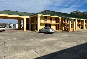 Photograph of Days Inn, Brewton