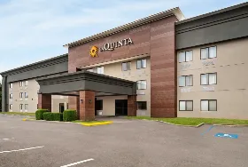 Photograph of La Quinta Inn, Birmingham