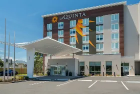Photograph of La Quinta Inn & Suites, Mobile