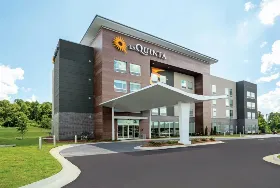 Photograph of La Quinta Inn & Suites, Opelika