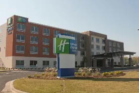 Photograph of Holiday Inn Express, Decatur