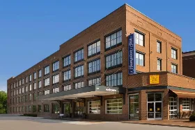 Photograph of Hampton Inn Huntsville-Village Of Providence AL, Huntsville