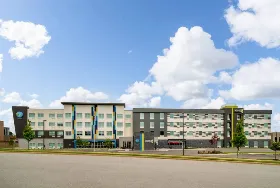 Photograph of Tru By Hilton, North Little Rock