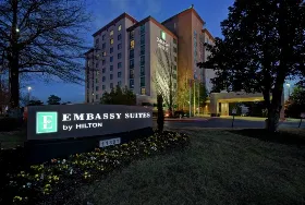 Photograph of Embassy Suites, Little Rock