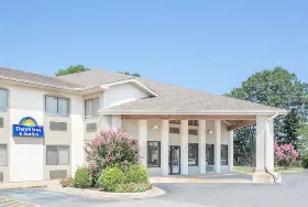 Photograph of Days Inn, Brinkley