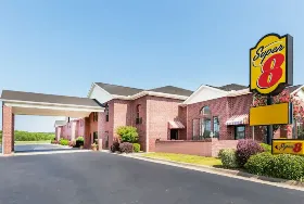 Photograph of Super 8, Searcy
