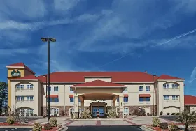 Photograph of La Quinta Inn & Suites, Searcy