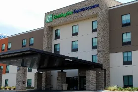 Photograph of Holiday Inn Express & Suites, White Hall