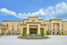 Photograph of Hampton Inn, Harrison