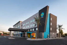 Photograph of Tru by Hilton, Glendale