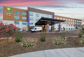 Photograph of Holiday Inn Express, Phoenix