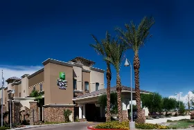 Photograph of Holiday Inn Express, Glendale