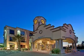 Photograph of Holiday Inn Express, Tucson