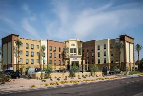 Photograph of Hampton Inn & Suites Tempe/Phoenix Airport, Tempe