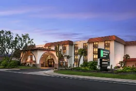 Photograph of Embassy Suites, Scottsdale