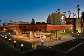 Photograph of DoubleTree by Hilton, Tempe