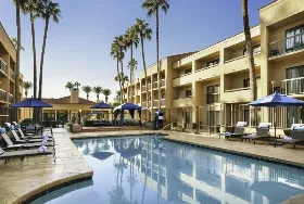 Photograph of Courtyard, Phoenix