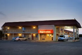 Photograph of Travelodge, Winslow