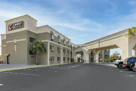 Photograph of Comfort Inn, Surprise