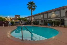 Photograph of Motel 6, Apache Junction